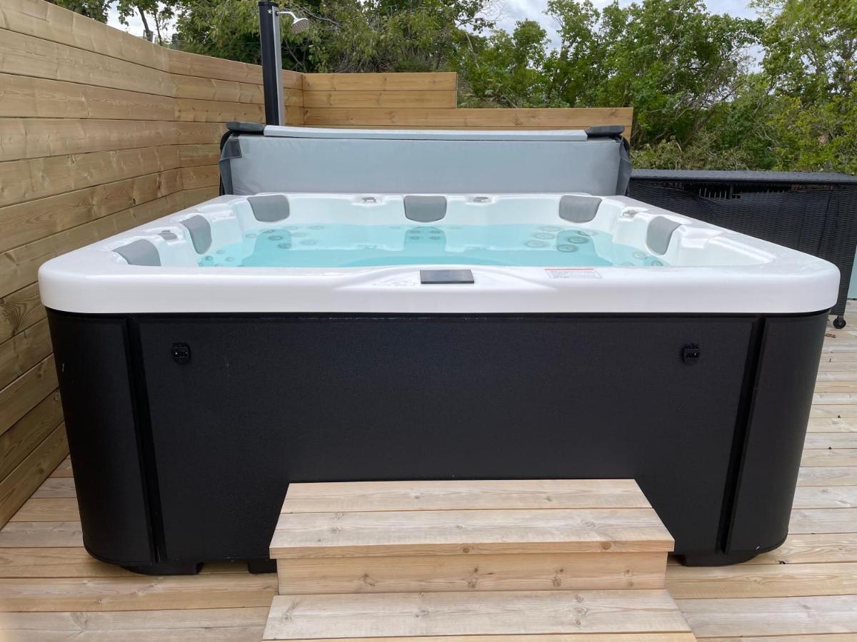 Apartment Uddevalla Bohuslaen Bubbelbad Zewnętrze zdjęcie